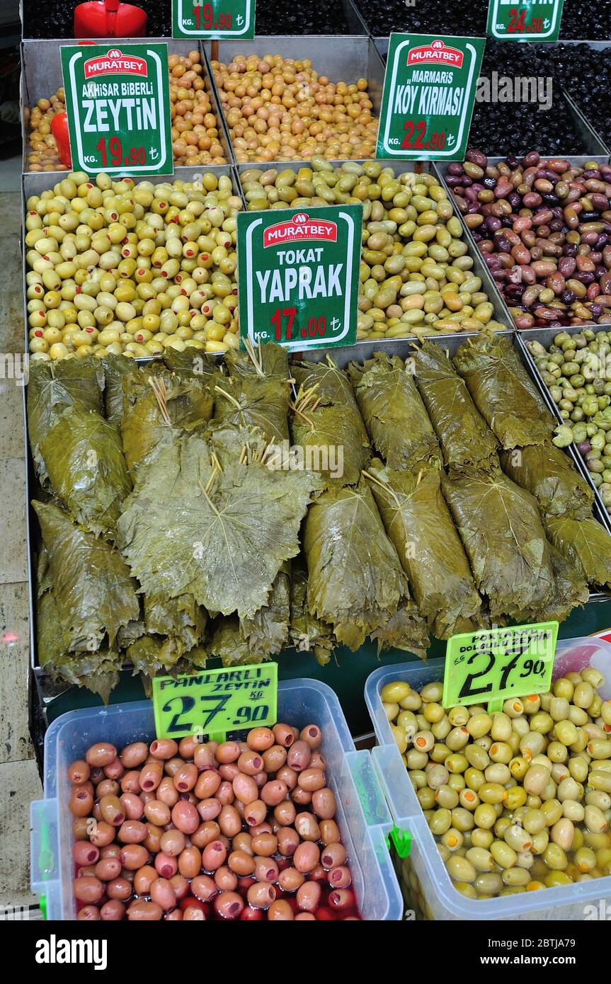 Market - Center of  ISTAMBUL - Bosphorus Strait - TURKEY Stock Photo