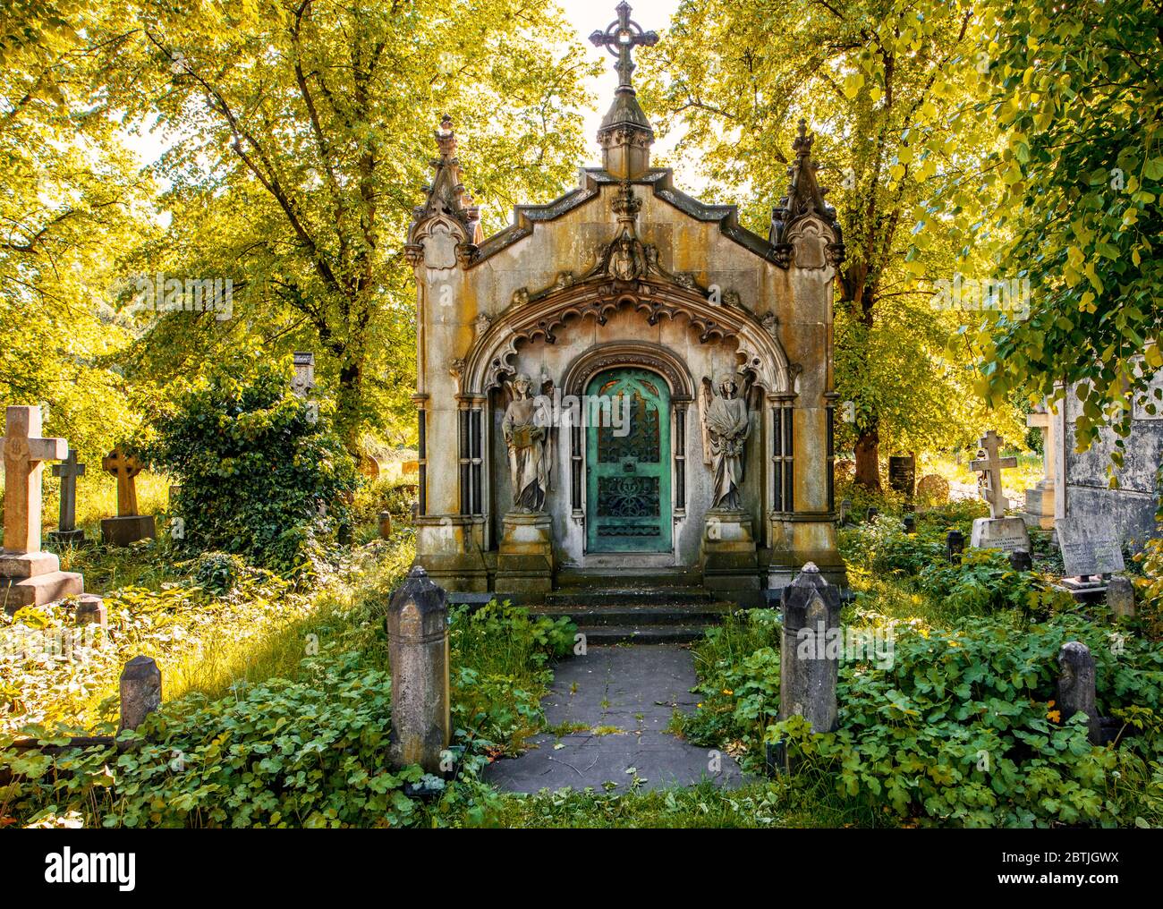 Brompton Cemetery, Kensington, London; one of the Magnificent Seven cemeteries. A 'garden' cemetery with 205000 interments and 35000 graves. Stock Photo