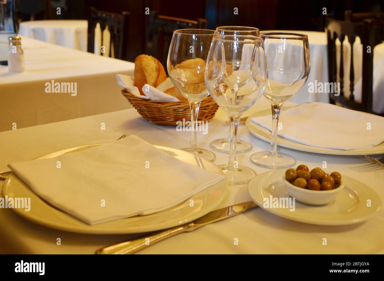 Restaurant 7 Portes was founded in 1836, making it one of the oldest restaurants in Barcelona. Stock Photo