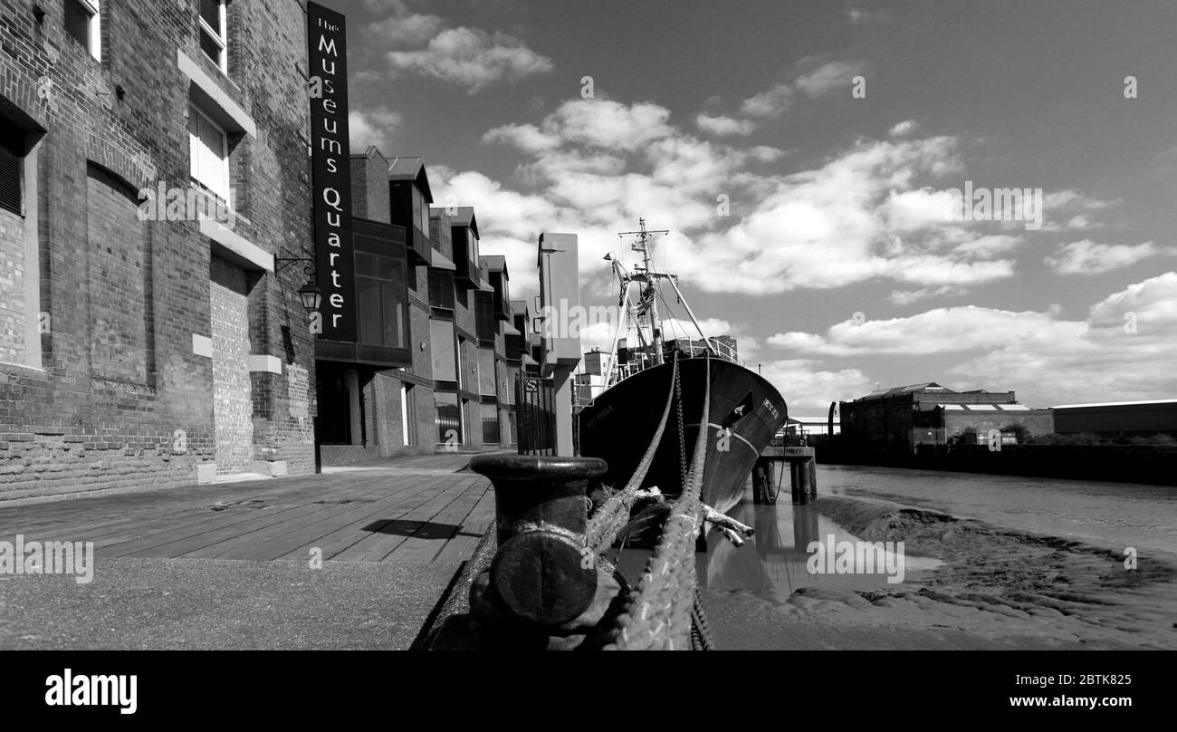 Sidewinder fishing trawler Black and White Stock Photos & Images - Alamy