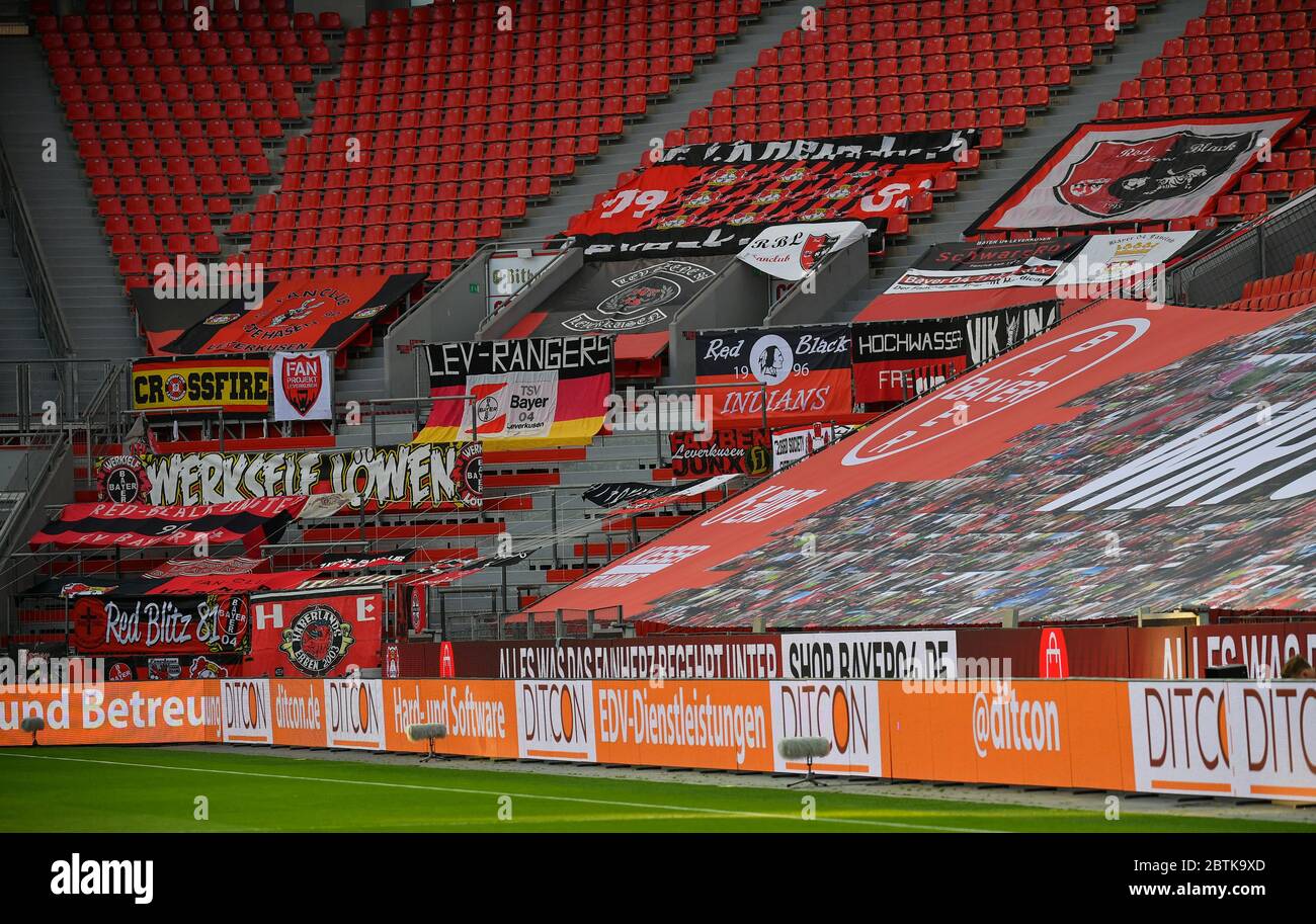 Leverkusen, Germany. 26th May, 2020. Leverkusen, Germany, May 26 2020: Football Bundesliga, matchday 28, Bayer 04 Leverkusen - VfL Wolfsburg, Leverkusener Fahnenmeer Credit: Juergen Schwarz/Alamy Live News Stock Photo