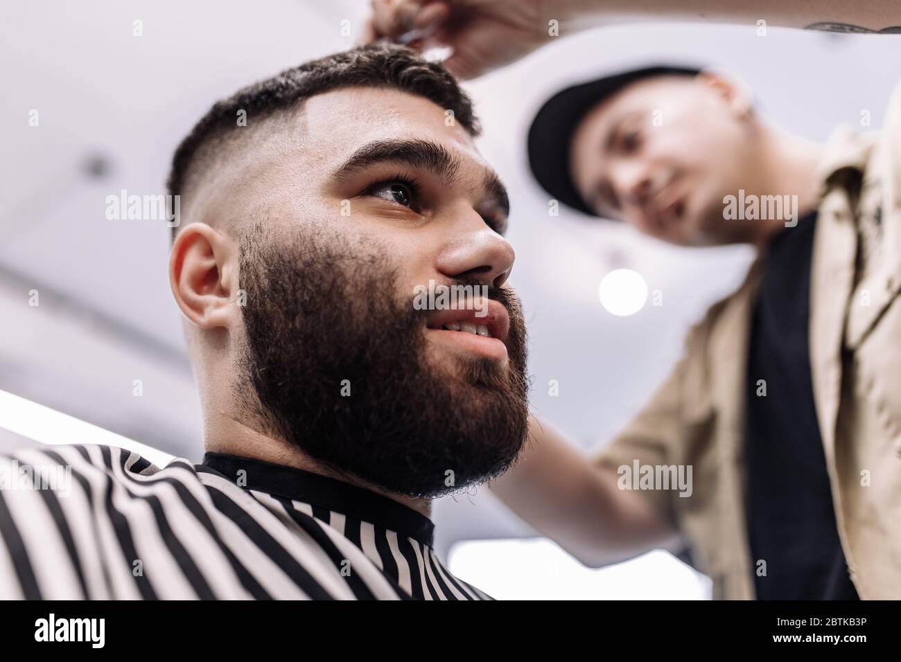 Classic haircut hi-res stock photography and images - Alamy