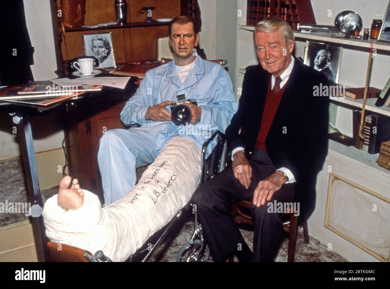 Actor James Stewart with his wax likeness at the Movieland Wax Museum in Buena Park, CA circa 1980s Stock Photo