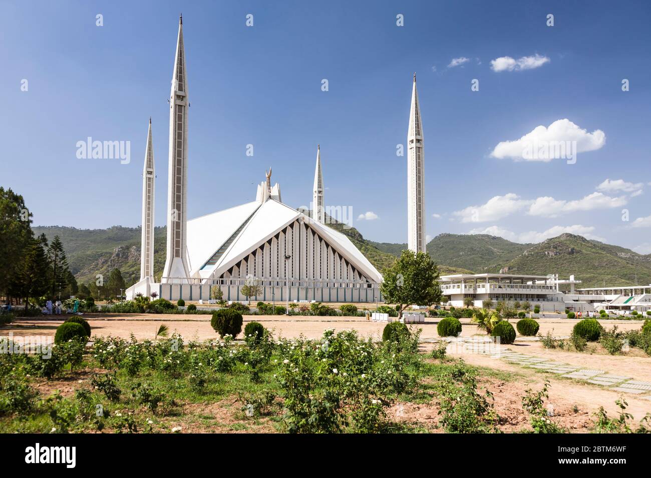 Faisal Mosque, modern mosque shaped like Bedouin tent, Islamabad, Islamabad Capital Territory, Pakistan, South Asia, Asia Stock Photo