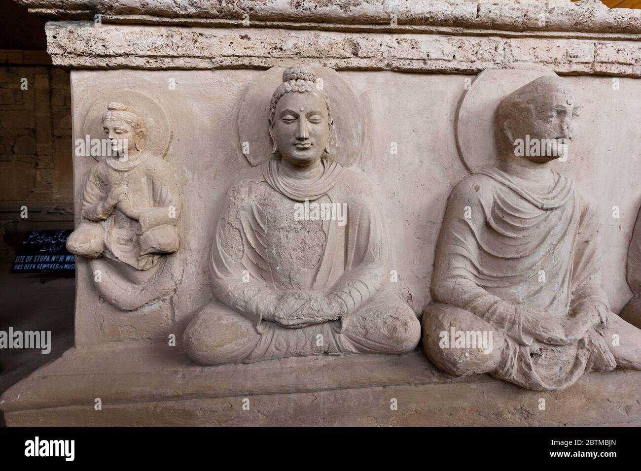 Buddha statues of Jaulian Stupa, Ancient city of Taxila, Jaulian, Haripur District, Khyber Pakhtunkhwa province, Pakistan, South Asia, Asia Stock Photo