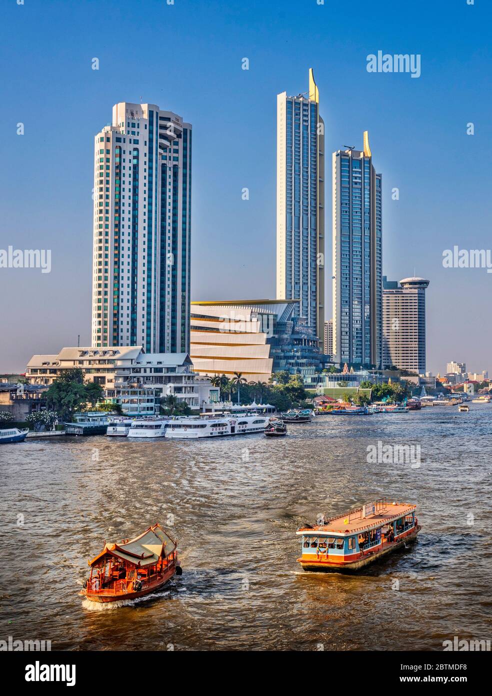 Icon siam, bangkok hi-res stock photography and images - Page 10 - Alamy