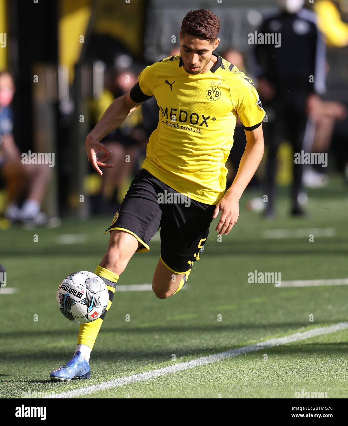 City Of Dortmund Deutschland 26th May 2020 Achraf Hakimi Individual Sport Football 1st Bundesliga Season 19 20 May 26th 2020 28th Matchday Borussia Dortmund Fc Bayern MvÂºnchen 0 1 Credit JvÂºrgen Fromme Firosportphoto Pool