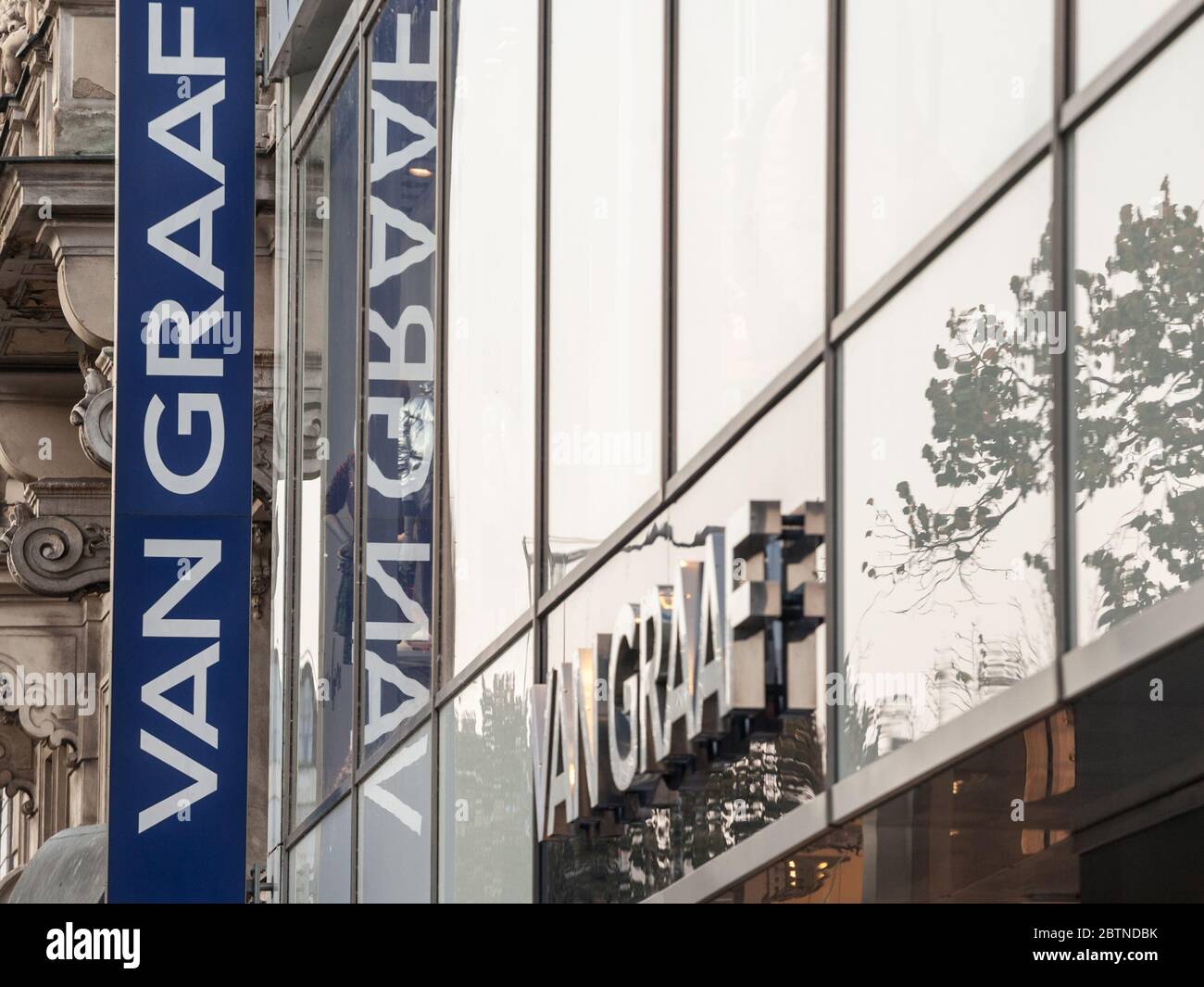 PRAGUE, CZECHIA - OCTOBER 31, 2019: Van Graaf logo in front of their store  for Prague. Peek & Cloppenburg is a German fashion retailer specialized in  Stock Photo - Alamy