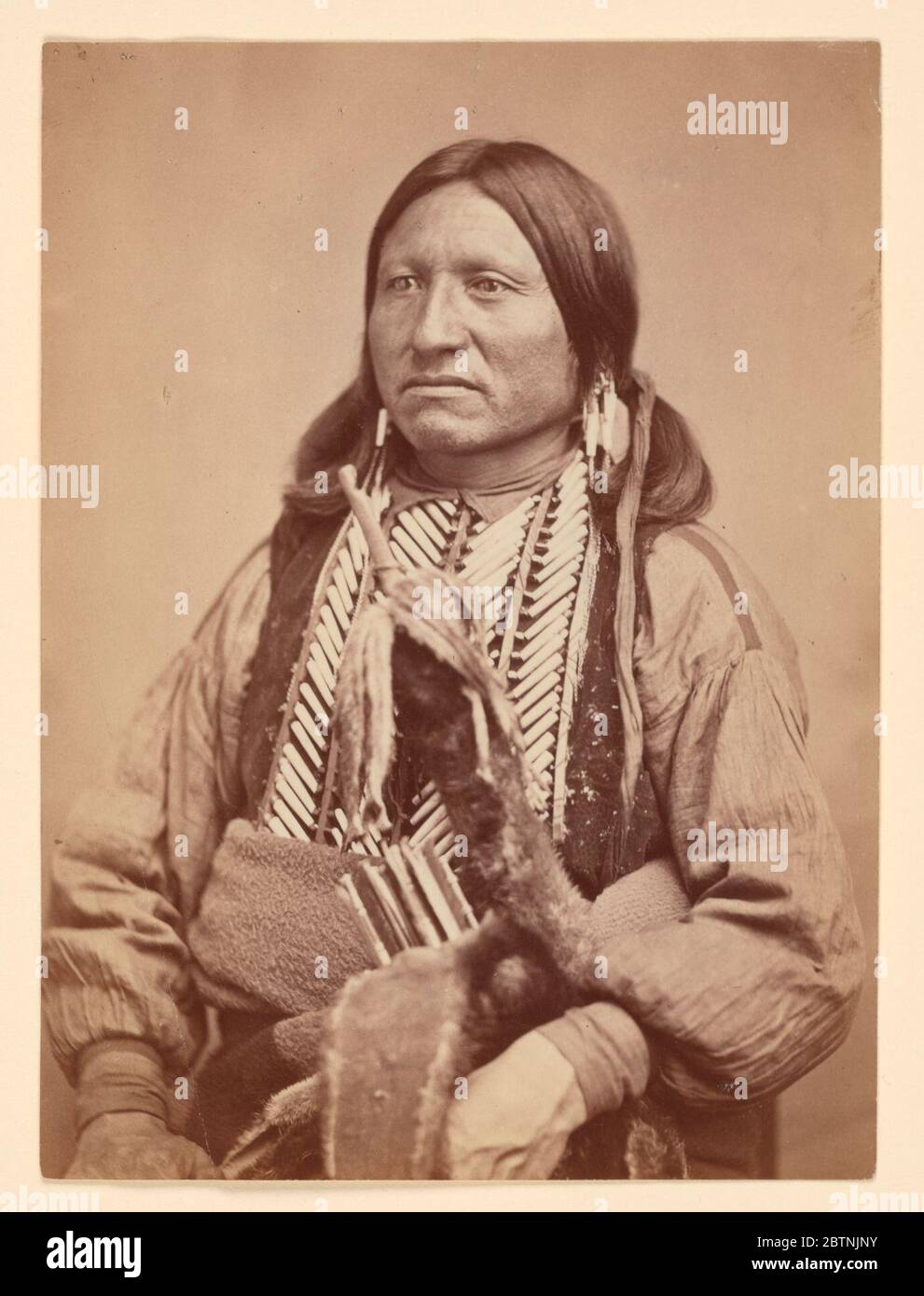 Kicking bird hires stock photography and images Alamy