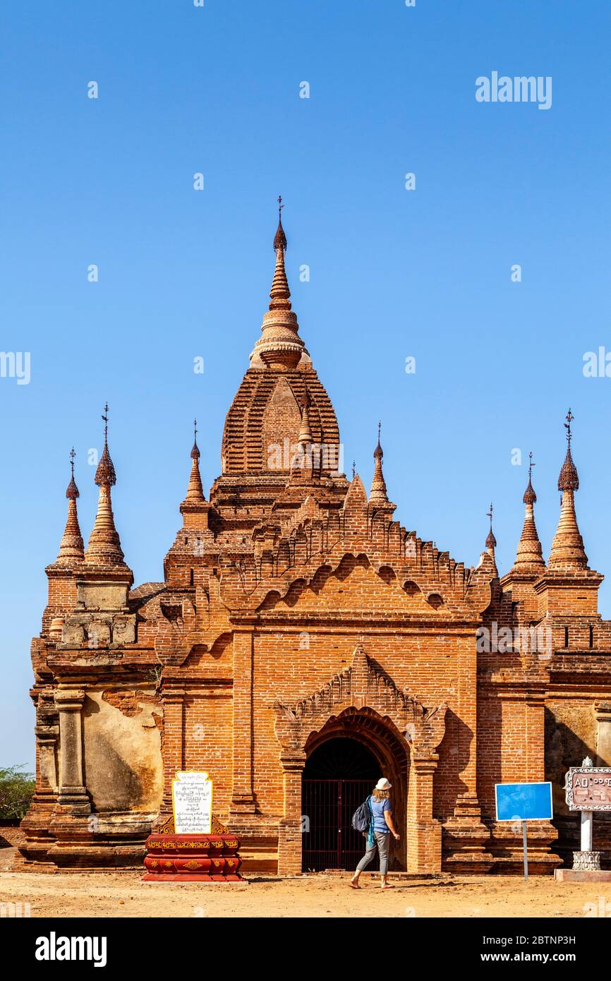 Ancient Pagodas and Stupas In The Bagan Archaeological Zone, Bagan, Mandalay Region, Myanmar. Stock Photo