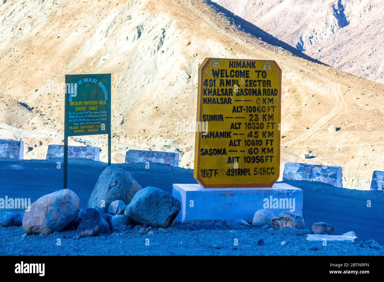 HIMANK - The sign board management committee greets ' WELCOME TO 491 RMPL sector Khalsar', Ladakh, Jammu & Kashmir, India, Asia. Stock Photo