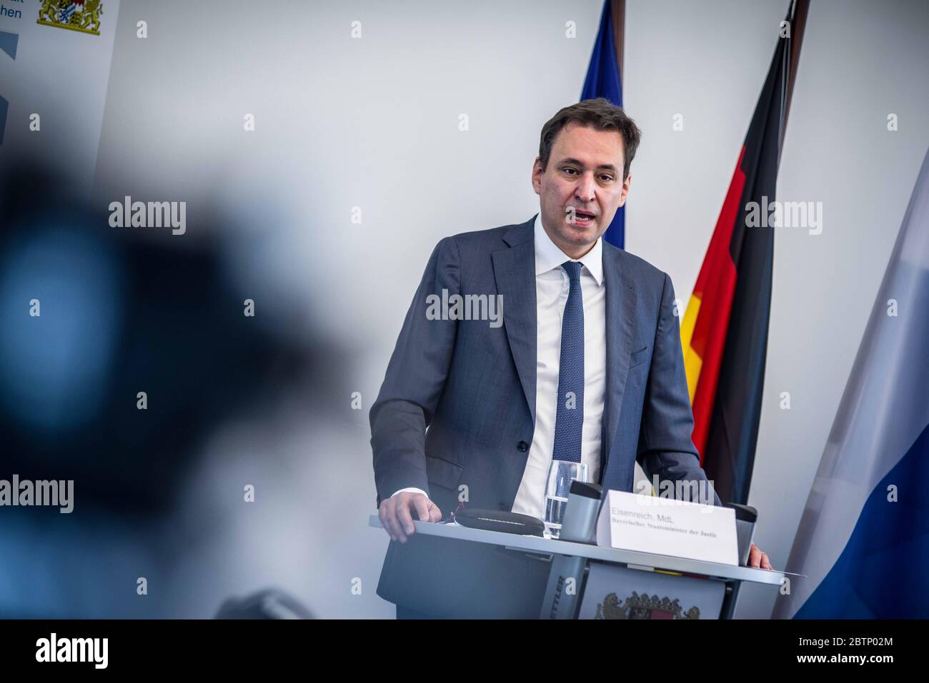 Munich, Bavaria, Germany. 27th May, 2020. Justizminister of Bavaria GEORG EISENREICH. Due to a rise of anti-Semitic activities and crimes throughout Germany and specifically over 300 in Bavaria alone, the Bavarian Justizminister has issued a warning regarding the spreading of anti-semitic conspiracy theories, Holocaust relativization via the protests against the anti-Corona protests. Due to this, the Oberstaatsanwalt (head state attorney) Andreas Franck has produced a manual entitled 'Antisemitische Straftaten erkennen'' (Recognize Antisemitic Crimes) which Justizminister Georg Eisenreich Stock Photo