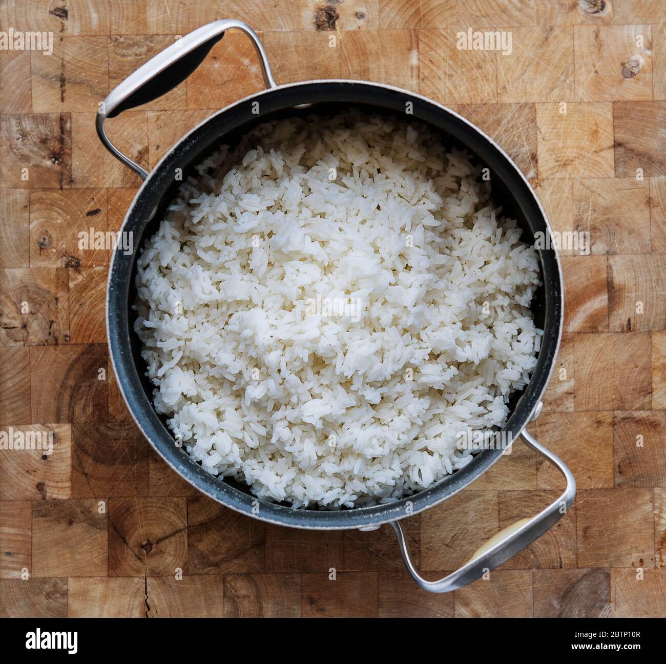 Rice pot hi-res stock photography and images - Alamy