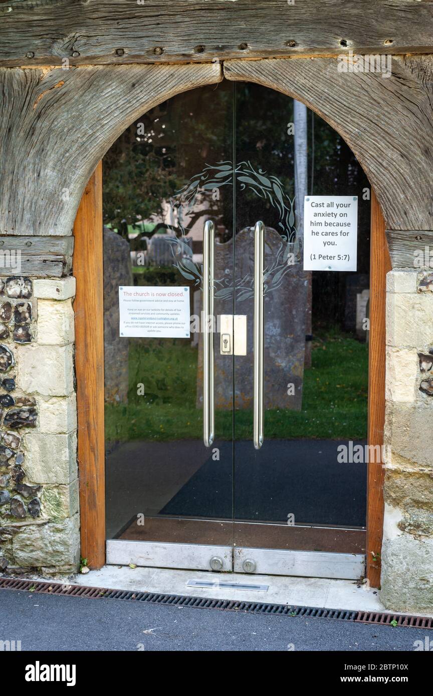 A closed sign on a church door during the Covid-19 Coronavirus Pandemic lockdown in Rustington, West Sussex, UK. Stock Photo