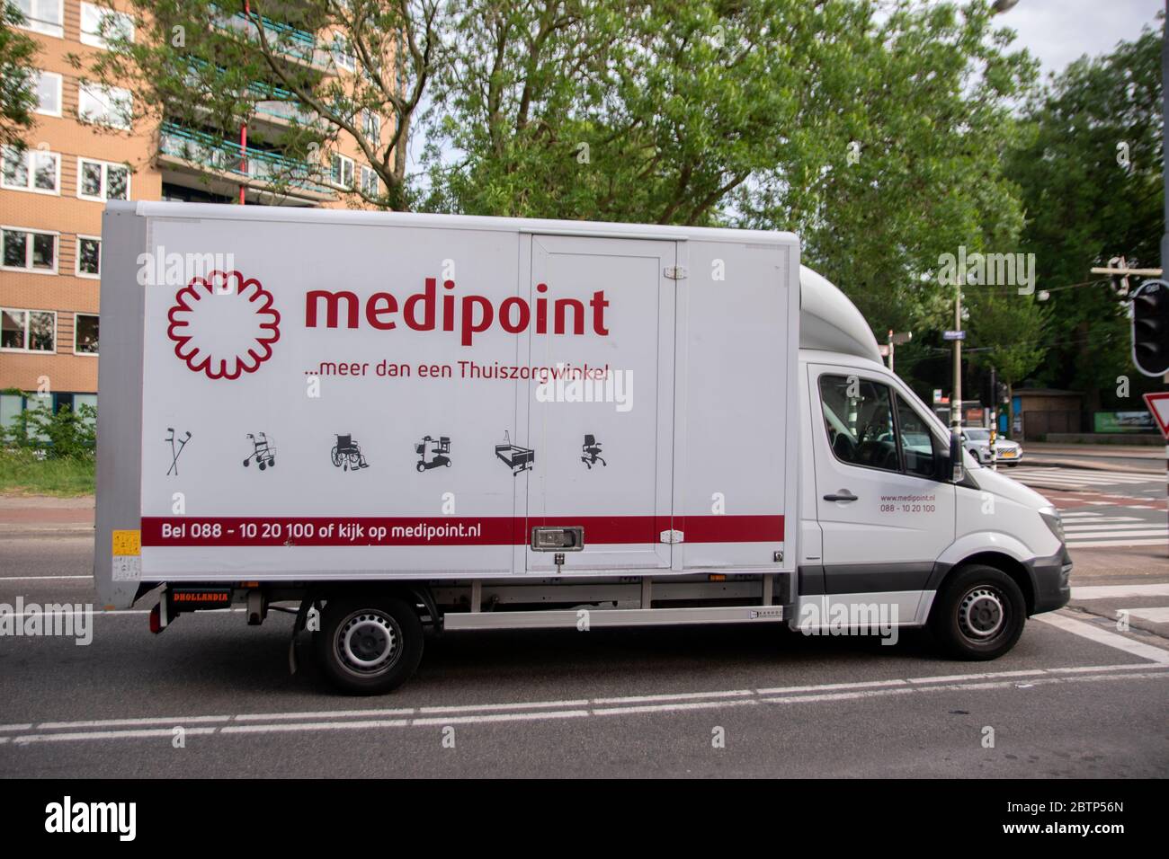 Medipoint hi-res stock photography and -