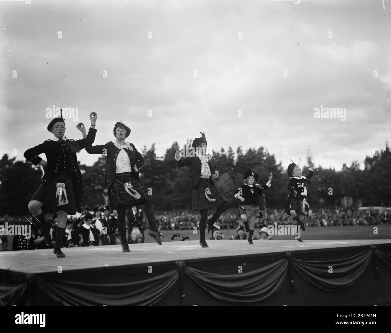 Aboyne Highland Games . The childrens Highland Dance . 9 September 1926 Stock Photo