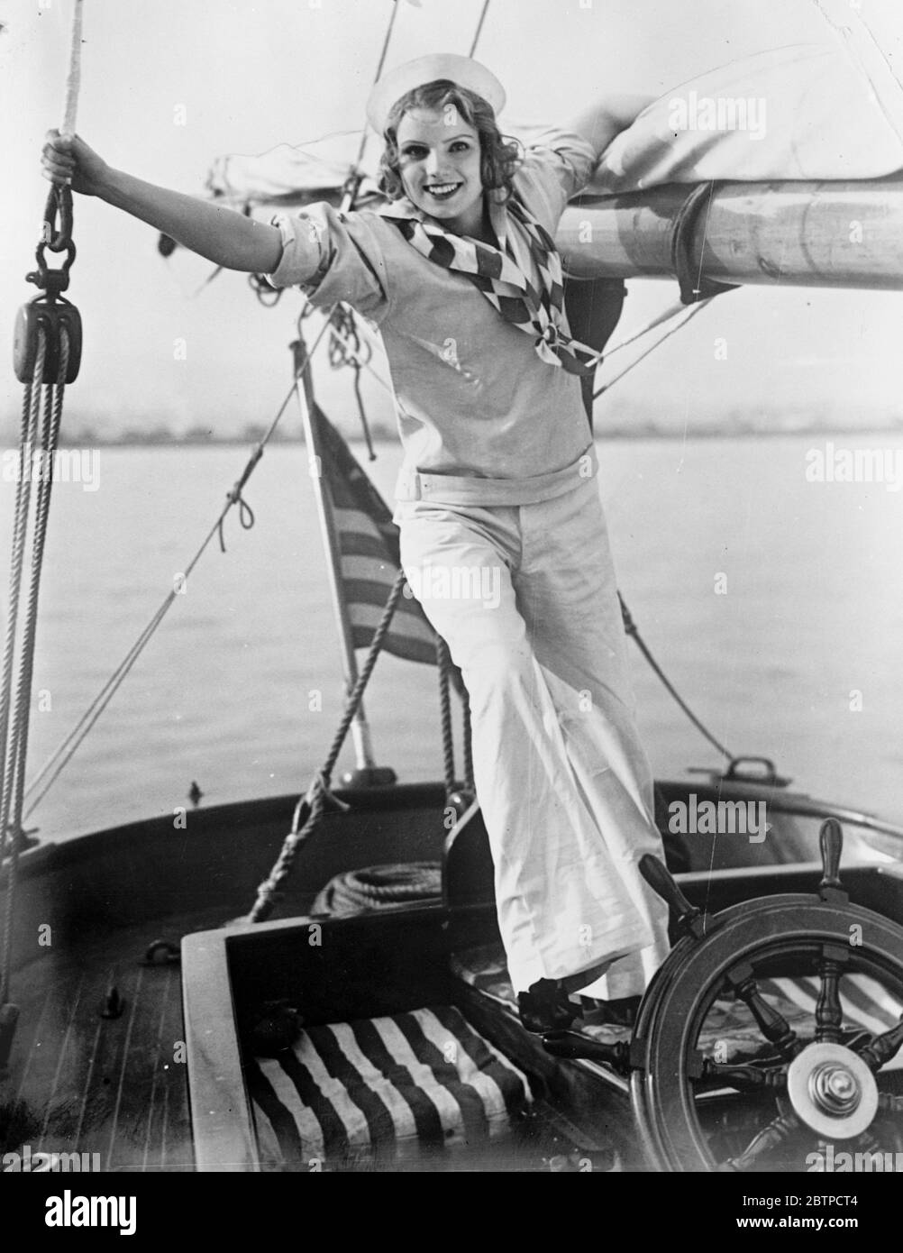 Sailorette . Miss Helen Kaiser , the Hollywood film actress , aboard ' Highlander ' the flagship of Los Angeles Yacht Club . 22 August 1931 Stock Photo