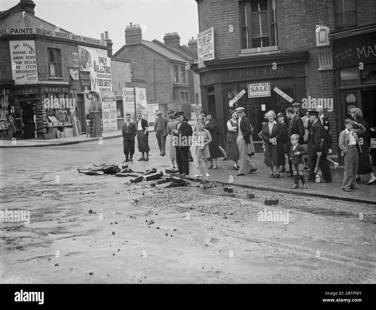 Plumstead high street Black and White Stock Photos & Images Alamy
