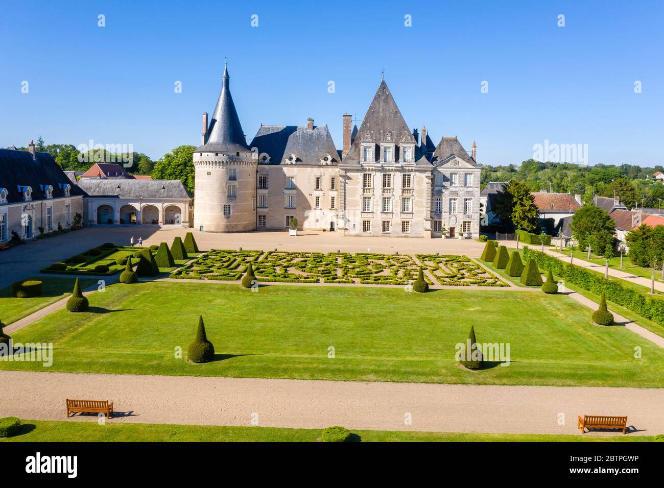 France, Indre, Brenne Regional Natural Park, Azay le Ferron, the castle, park and garden (aerial view) // France, Indre (36), Parc naturel régional de Stock Photo