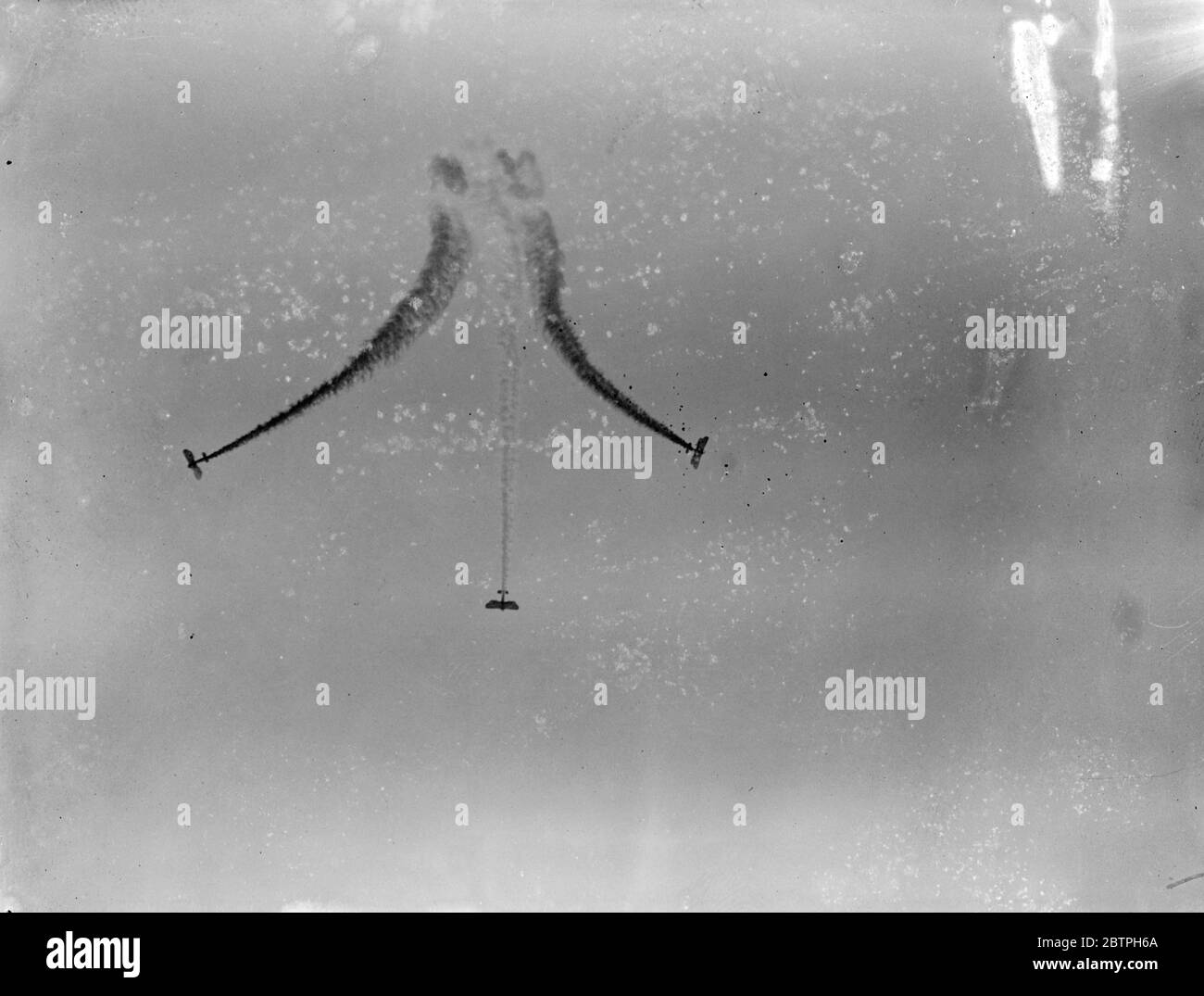 Hendon Air Pageant . Planes making smoke screen at Hendon Air Pageant