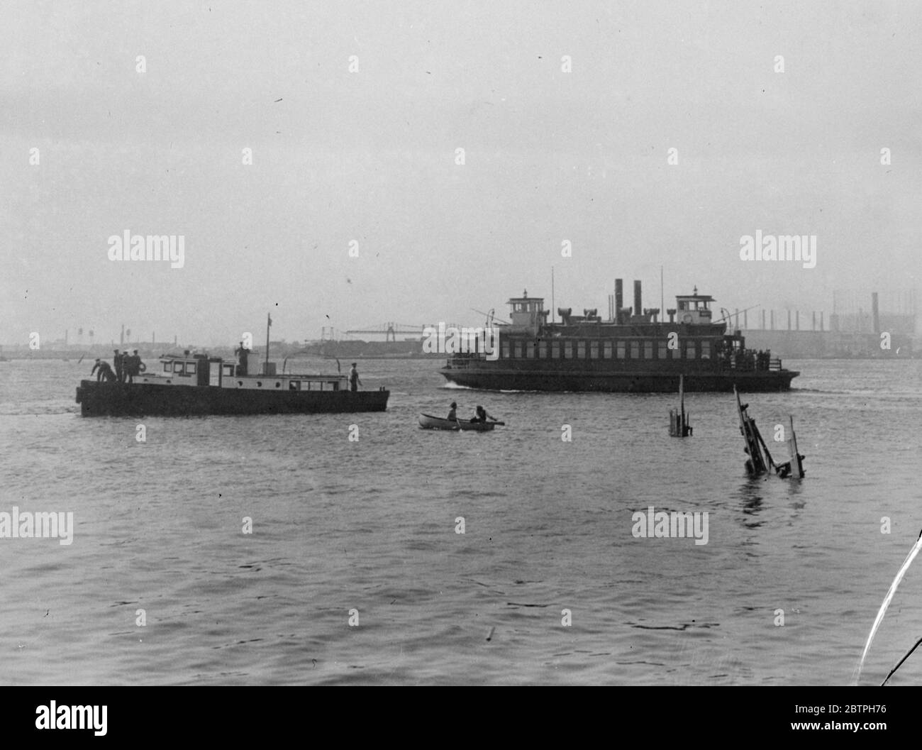 New York ferry boat . 19 September 1932 Stock Photo