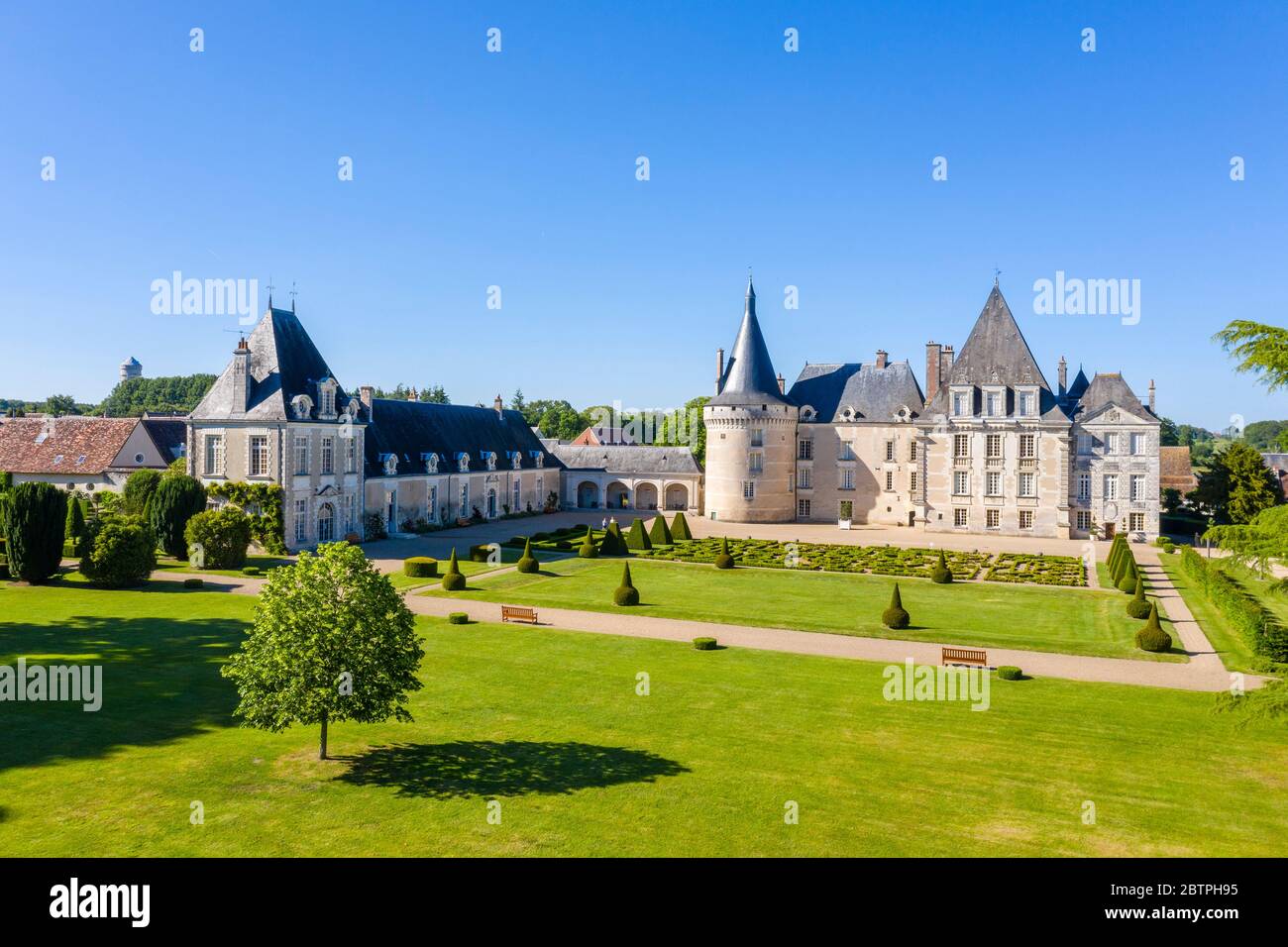 France, Indre, Brenne Regional Natural Park, Azay le Ferron, the castle, park and garden (aerial view) // France, Indre (36), Parc naturel régional de Stock Photo