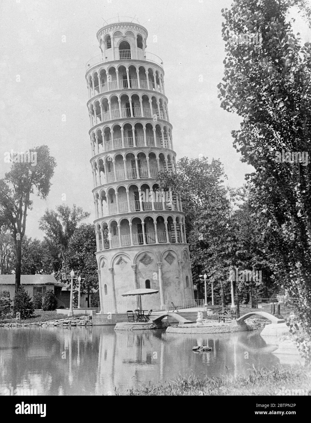 Chicago's 'leaning Tower'. A replica of the world famed leaning Tower of Pisa, which is being erected in a Chicago Park. It is 94 feet in height, 28 feet in diameter at the base and 26 feet at the top-exactly one half of the Italian original. The tower leans 7'4 out of a plumb . Stock Photo
