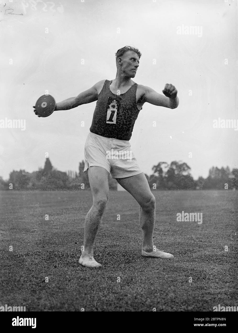 Javelin throw hires stock photography and images Alamy