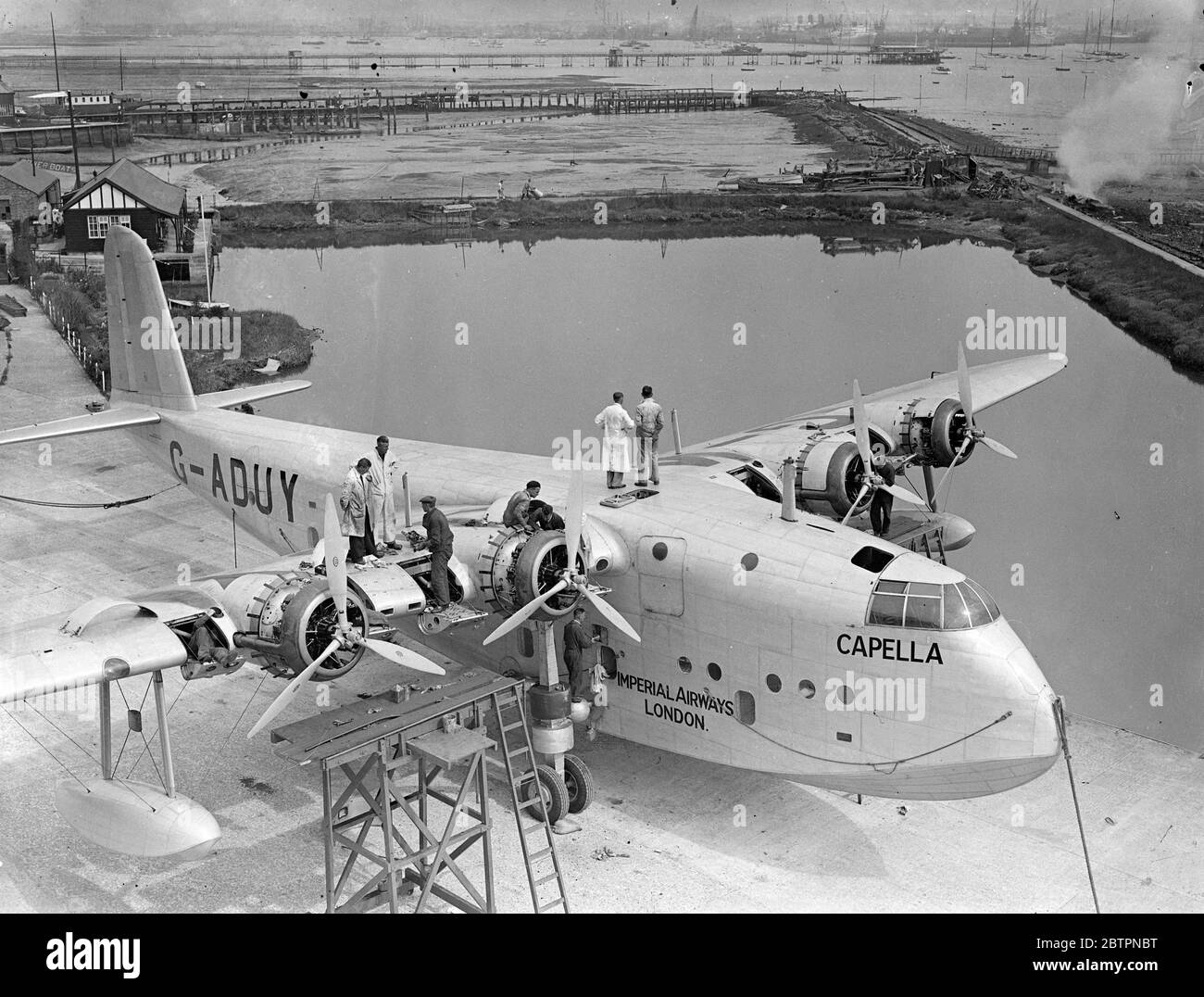 Flying boat capella hi-res stock photography and images - Alamy