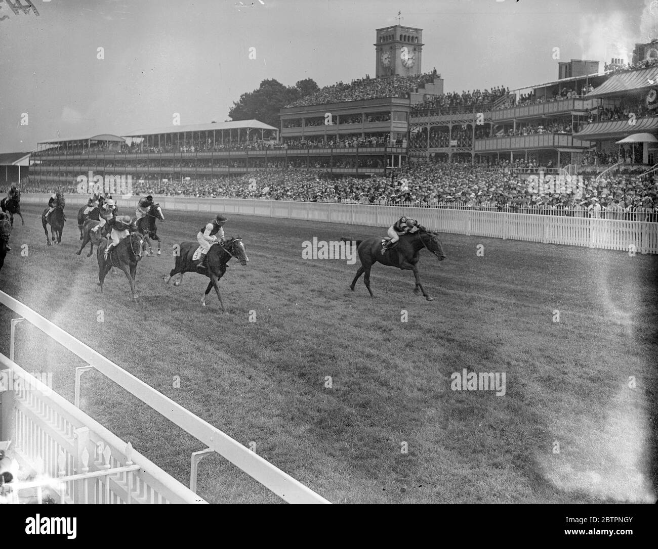 Valerian wins, Ascot Stakes. Sir Abe Baileys Valerian, one the Ascot Stakes on the first day of the Ascot meeting. Mr R Froome's Kept-On was second and Sir Calidore, owned by Mr R Redmen, was third. Photo shows, the finish of the races with Valerian on right. 15 June 1937 Stock Photo