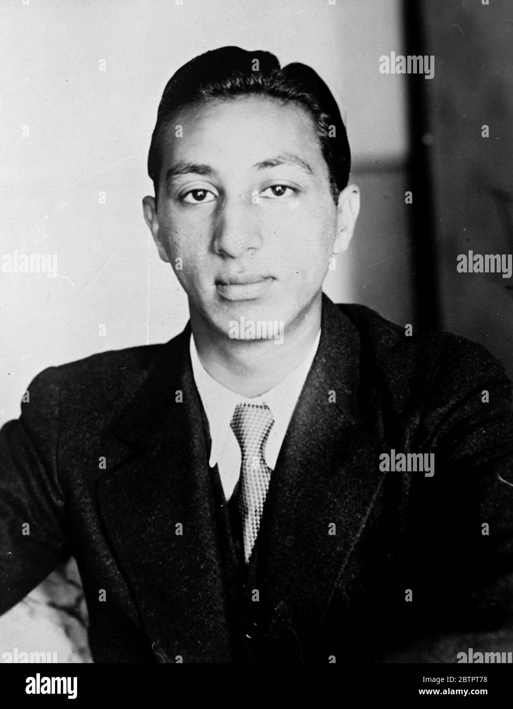 The new king of Afghanistan. A recent picture of King Zahir Shah. 22 November 1933 Stock Photo