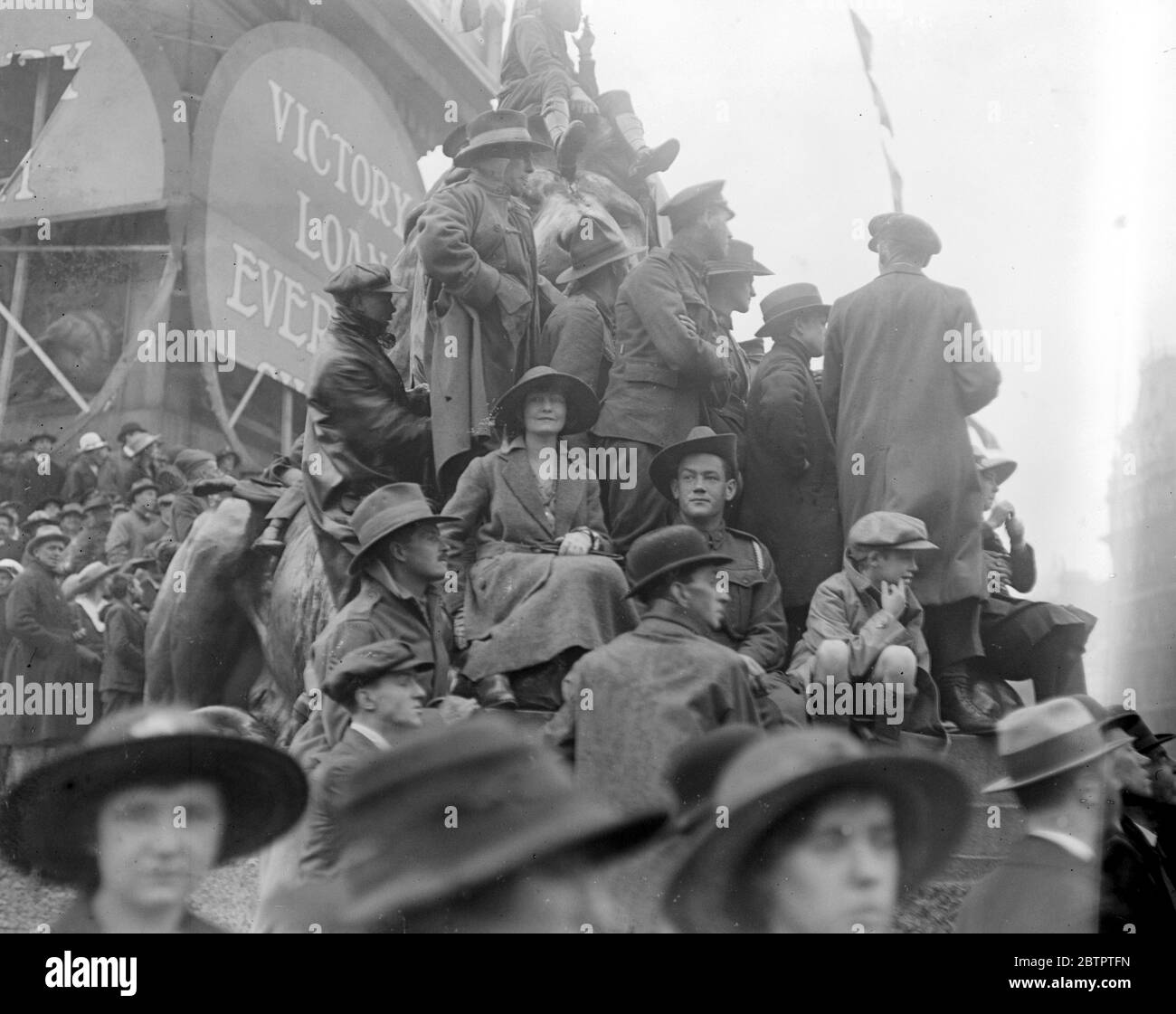 Declaration of Peace. Scene in Trafalgar Square. 2 July 1919 Stock Photo