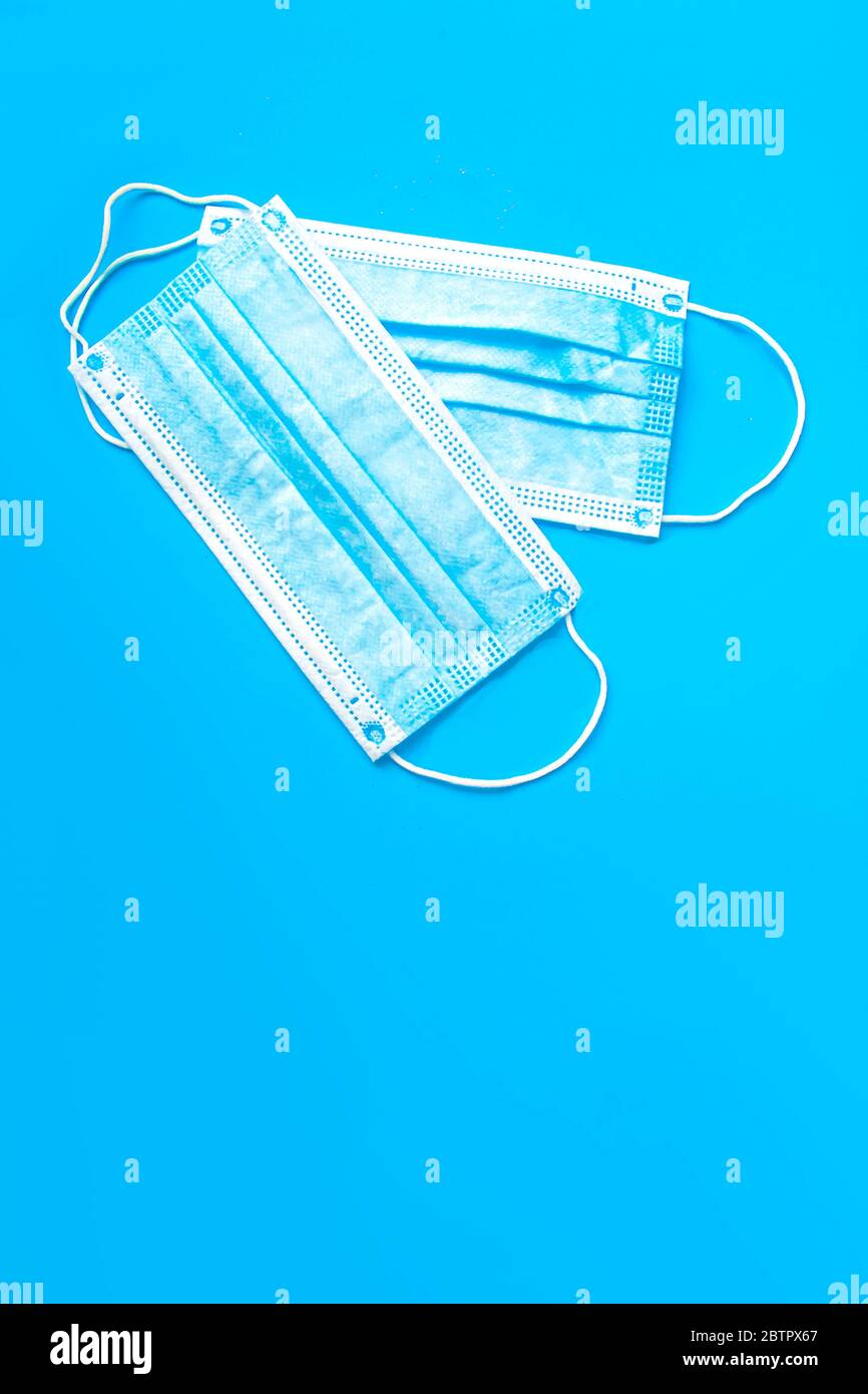 Two blue medical face hi-res stock photography and images - Alamy