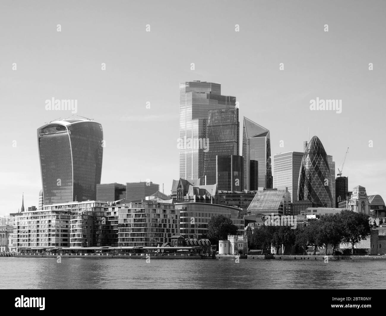 View london skyline from hill Black and White Stock Photos & Images - Alamy