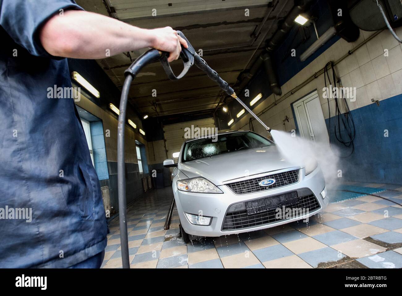 Car wash service service process Stock Photo Alamy