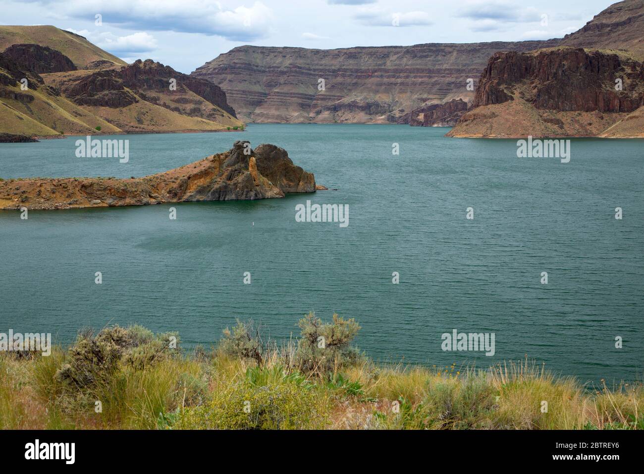 Lake Owyhee, Lake Owyhee State Park, Oregon Stock Photo Alamy