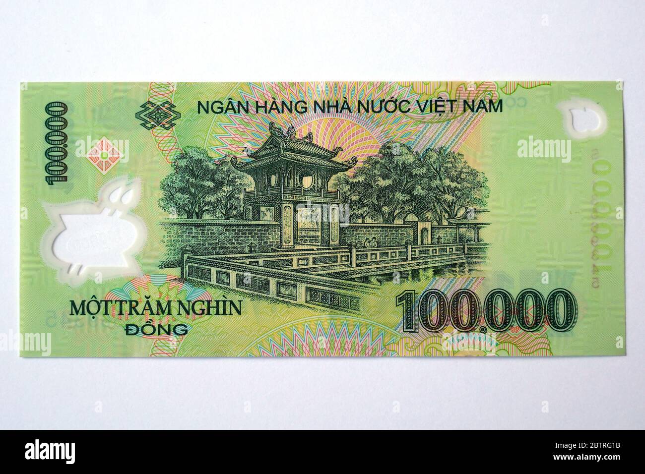 One Hundred Thousand Vietnamese Dong Hi res Stock Photography And one-hundred-thousand-vietnamese-dong-hi-res-stock-photography-and