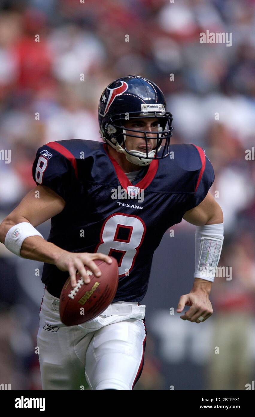 Houston quarterback david carr pass hi-res stock photography and images -  Alamy