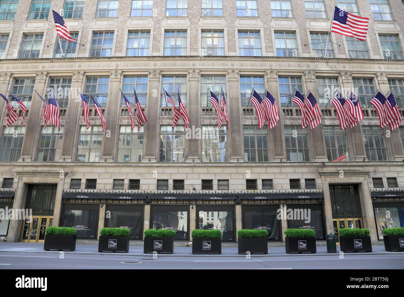 Saks Fifth Avenue, Luxury Department Store, 5th Avenue, Manhattan, New York City, USA Stock Photo
