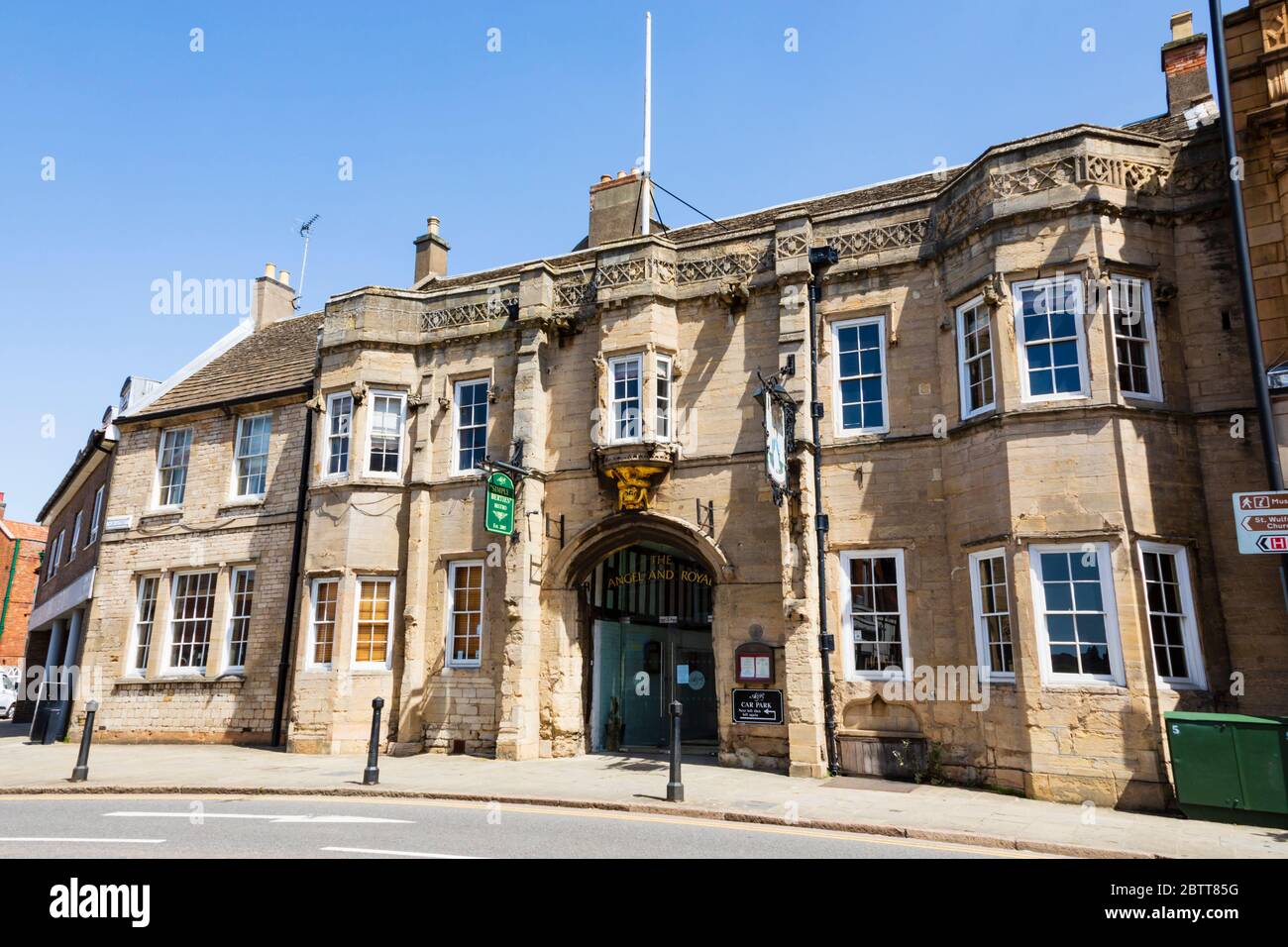 The Angel and Royal hotel. Old coaching inn on the Great North road, Grantham, Lincolnshire, England. May 2020 Stock Photo
