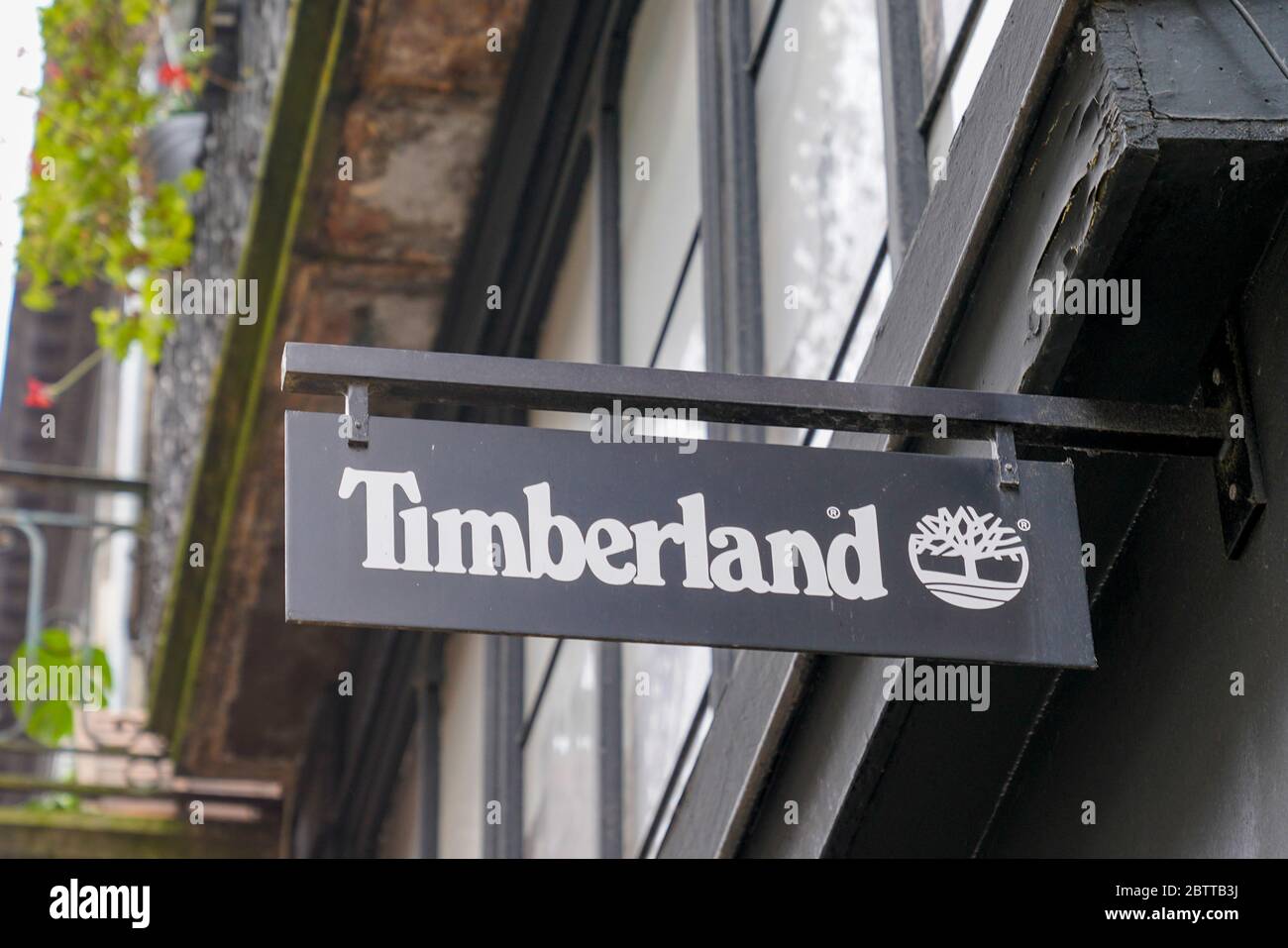 Bordeaux , Aquitaine / France - 05 05 2020 : timberland store brand logo  and sign on wall shop Stock Photo - Alamy