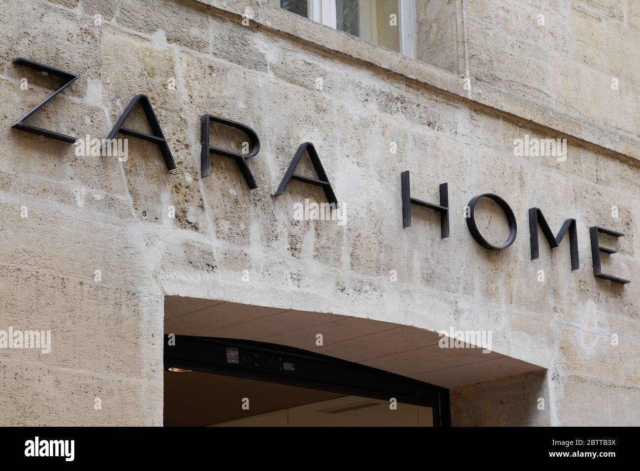 Zara Home High Resolution Stock Photography and Images - Alamy