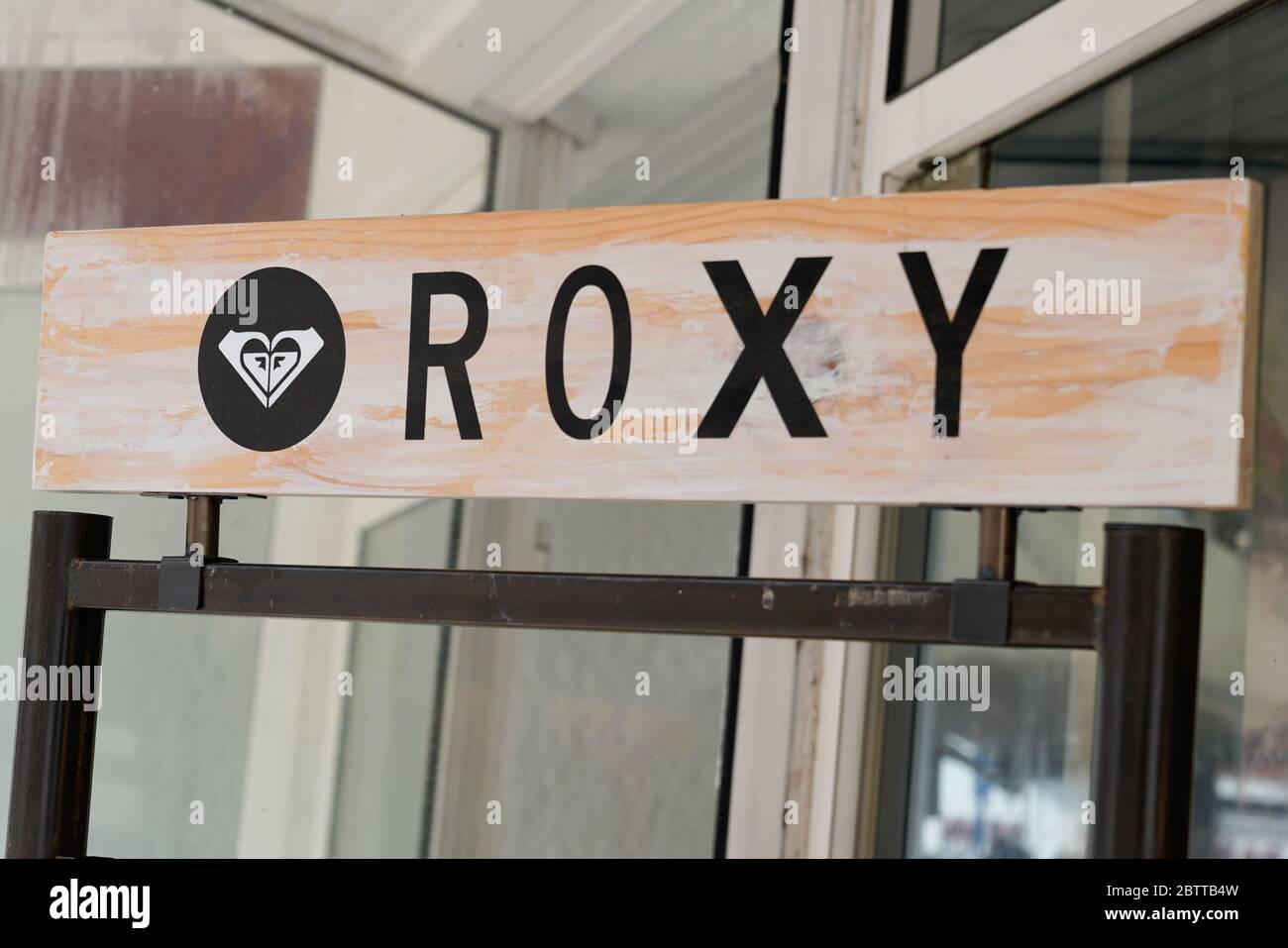 veelbelovend Behoren Trojaanse paard Roxy surf shop hi-res stock photography and images - Alamy