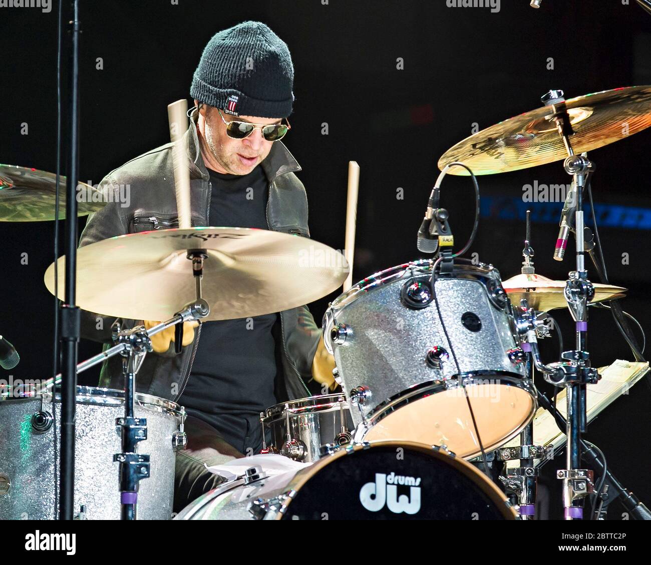 Drummer Shawn Pelton performs with The Cringe at Ryman Auditorium in