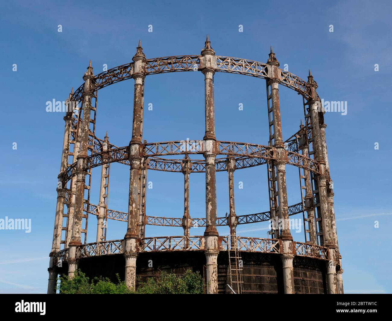 Victorian cast iron gas holder hi-res stock photography and images - Alamy