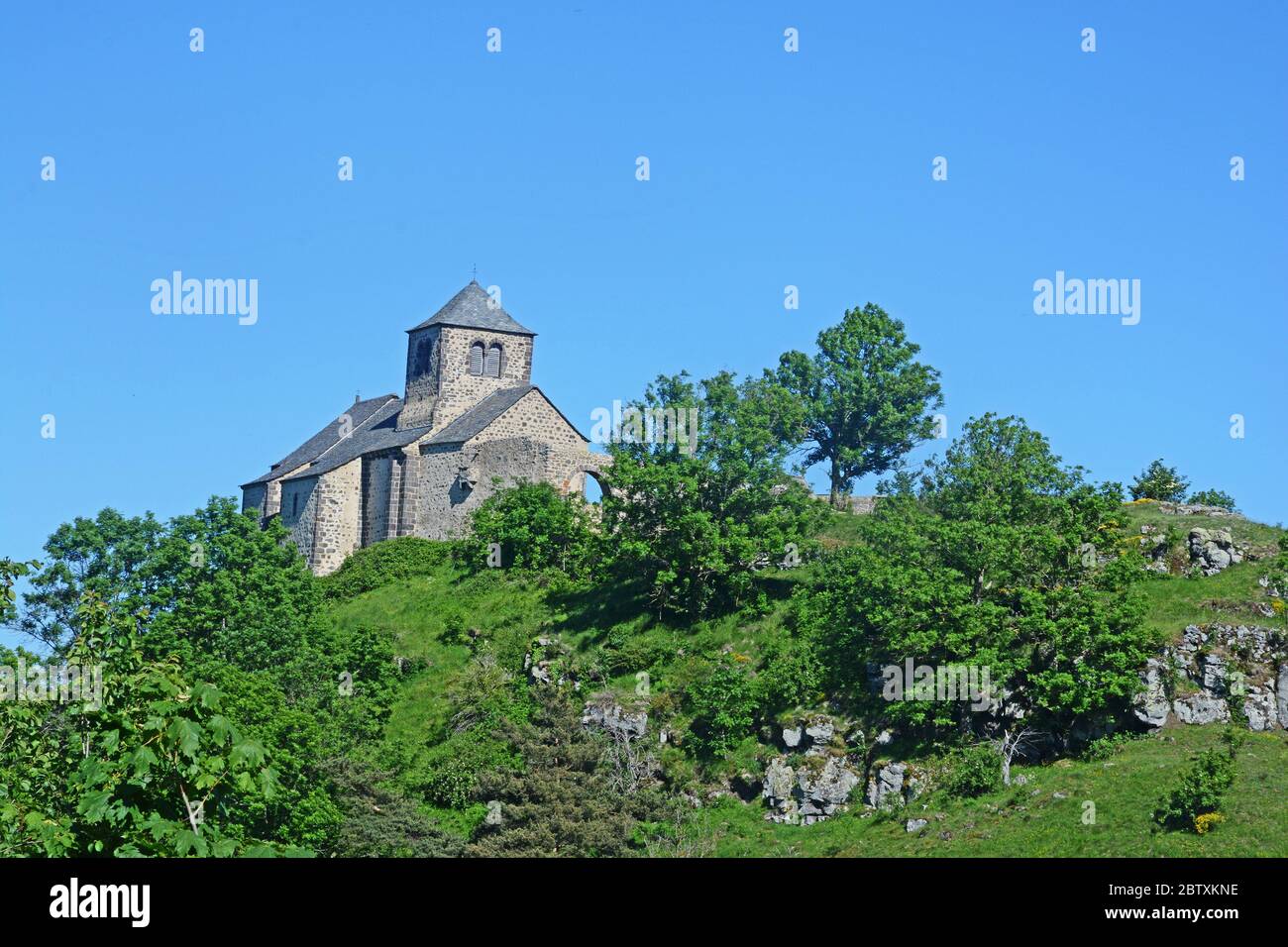 Roman church, Dauzat sur Vodable village, Puy-de-Dome, Auvergne, Massif-Central, France Stock Photo