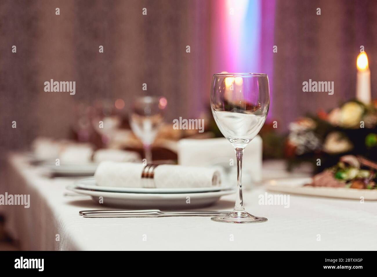 Simple and elegant wedding or festive table setting. Stock Photo