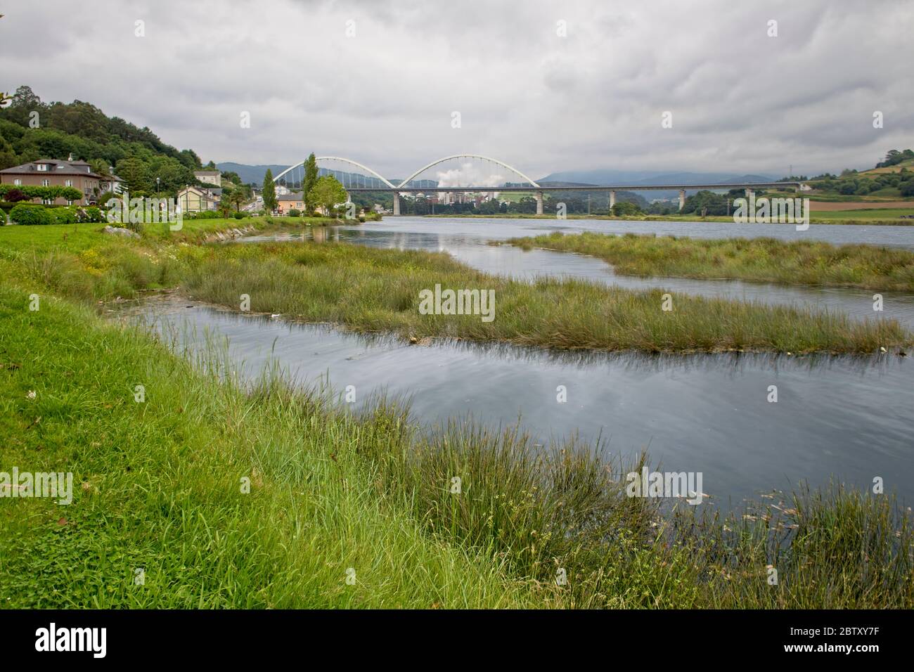 Navia River Asturias High Resolution Stock Photography And Images Alamy navia-river-asturias-high-resolution-stock-photography-and-images-alamy