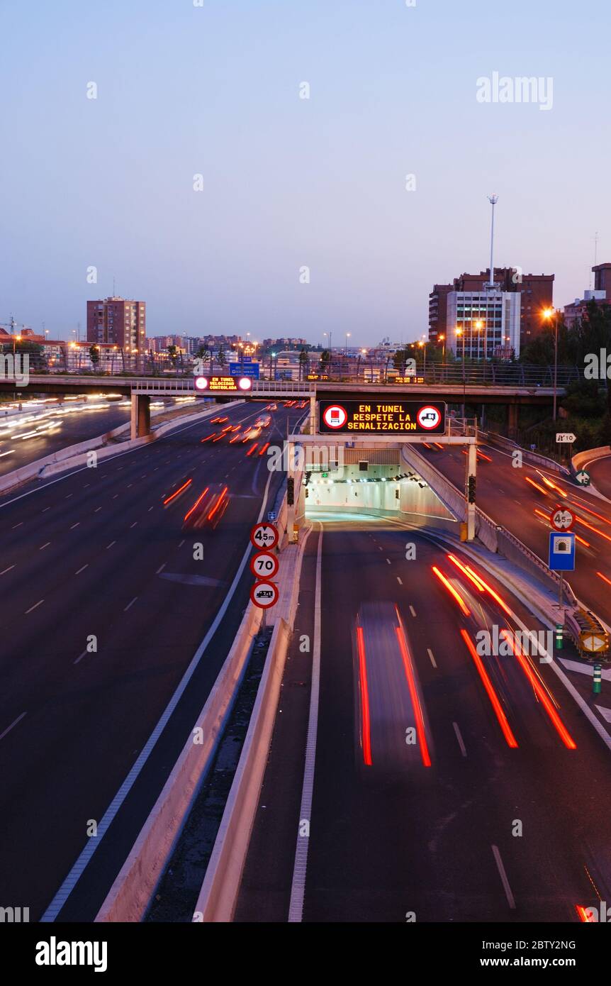 Tunnel in M30 motorway, night view. Madrid, Spain Stock Photo Alamy
