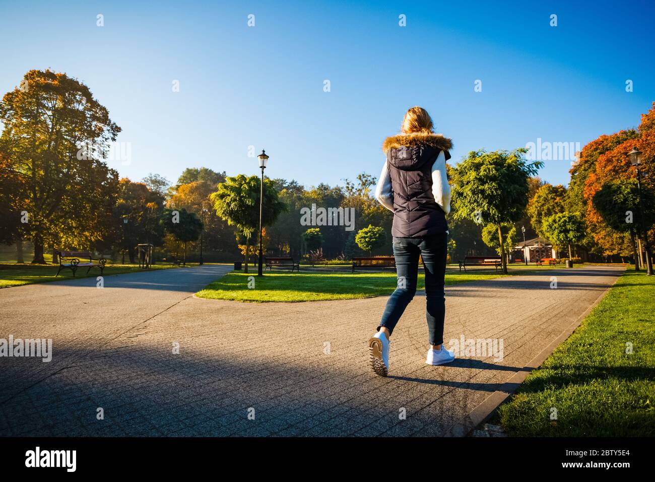 Business woman age walking hi-res stock photography and images - Alamy